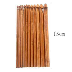 Crochet en bois naturel élégant pour les artisans minimalistes, crochet en bois à manche incurvé pour une prise en main facile à prix avantageux - Product Image 6