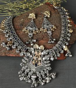 ชุดเครื่องประดับสร้อยคอและต่างหูสไตล์โบฮีเมียนแบบชนเผ่า ประดับพลอยโกเมน ตัวเรือนทำจากทองเหลืองชุบเงินโบราณ สำหรับผู้หญิง เหมาะสำหรับงานแต่งงาน งานหมั้น และวันครบรอบ - Product Image 3