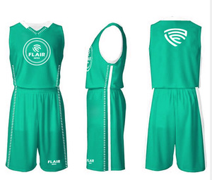 Ensemble d'uniformes de basket-ball unisexe de haute qualité, impression numérique personnalisable, respirant, anti-UV, antibactérien, grande taille 100% - Product Image 2