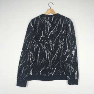 Custom Acid Wash Pullover Sudaderas Street Style Manga larga Cuello redondo Moda de invierno Liso teñido - Product Image 3