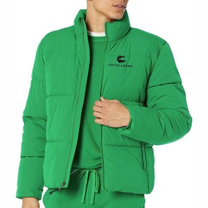 OEM ODM chaqueta acolchada de moda con capucha cálida personalizada para hombre ligero de moda recortada Premium 2025 nueva llegada prendas de vestir exteriores - Product Image 3