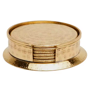 Posavasos de hoja de metal Diseño de acabado dorado antiguo Forma redonda Calidad Premium para servir té Café por decor IMPEX - Product Image 4