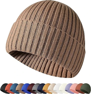 Gorro de punto grueso de alta calidad personalizado para hombre gorro suave cálido de invierno liso para uso diario - Product Image 1