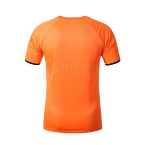 Camiseta de Fútbol Ligera Hecha en Pakistán con Tela de Secado Rápido y Sensación Suave - Product Image 6
