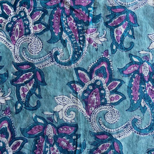 ผ้าฝ้ายพิมพ์ลายมือลายเพสลีย์สีฟ้าอมเขียว ดีไซน์คลาสสิกแบบอินโด-ยุโรป โบฮีเมียน - Product Image 2