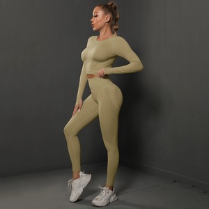 Women's High Quality Seamless Yoga Set Two Piece Workout Fitness Sportswear Solid <b>Crop</b> Top and High Waist <b>Leggings</b> - Product Image 5