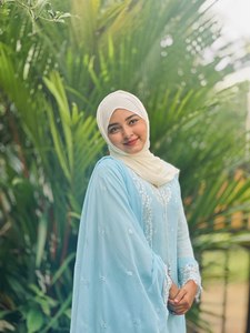 DESIGNER WEAR SEQUENCE BRODERIE SUR FOX GEORGETTE TISSU TOP ET PLAZZO AVEC DUPATTA - Product Image 2