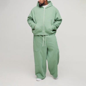 Conjunto Deportivo Informal Personalizado para Hombre, Sudadera con Capucha Verde Extra Grande, Pantalones Deportivos, Conjunto Deportivo Holgado Hecho en Pakistán - Product Image 1