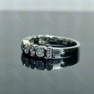 Anillo de Compromiso de Diamante Cultivado en Laboratorio con Corte Asscher de 1.50 CTW en Plata 925 con Engaste de Bisel, Media Eternidad, Vermeil, Anillo Nupcial, Joyería Fina - Product Image 2