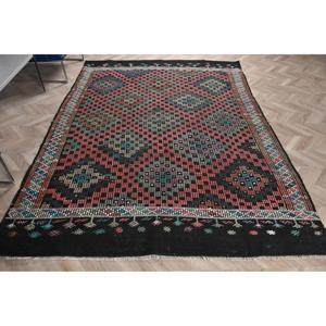 Alfombra Turca Vintage, Alfombra Kilim de 6.5x9.1 pies, Alfombra Oriental Negra y Roja - Product Image 1