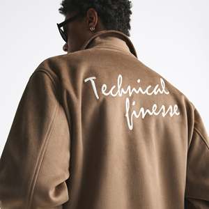 Chaqueta universitaria de lana auténtica para hombre, diseño personalizado al por mayor, chaqueta universitaria Letterman para hombre, chaqueta de invierno Bomber de béisbol - Product Image 4