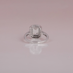 Hecho a mano 14KT sólido chapado en oro Esmeralda corte laboratorio creado diamante Halo ajuste compromiso anillo de bodas para mujeres IGI certificado - Product Image 4