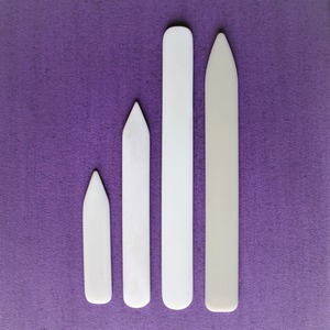 Hueso de Carpintero Resistente para Manualidades |   Perfecto para encuadernación, álbumes de recortes y creación de tarjetas - Product Image 1