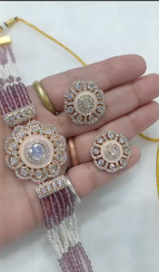 Perle à la mode avec tour de cou en diamant américain avec boucles d'oreilles conçues pour femmes filles pour les fiançailles de mariage - Product Image 4