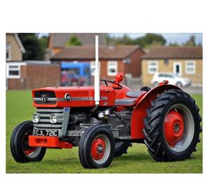 Tracteur Massey Ferguson MF135 à vendre avec un excellent rendement énergétique et des caractéristiques polyvalentes pour les tâches agricoles - Product Image 1