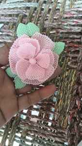 Flores de cuentas de semillas de vidrio hechas a medida para usar como colgantes ideales para decoraciones del hogar - Product Image 6