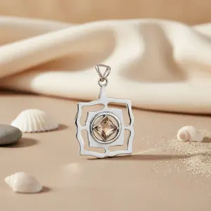 Pendentif en argent sterling 925 avec pierre précieuse pour femmes, fait à la main, or rose et perle taille émeraude, pour un usage quotidien et des cadeaux - Product Image 3