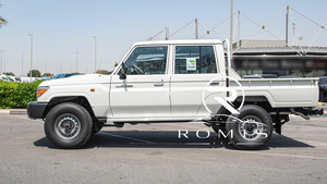 Land Cruiser LC79 Pickup 2022, 4.5L 4x4 Diesel, Doppia Cabina, 6 Posti, Cerchi R18, Aria Condizionata Automatica, Guida a Sinistra - Product Image 6