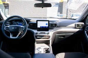 Explorateur F-ord 2023 propre et impeccable - Product Image 3