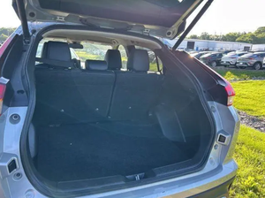 Mitsubishi Eclipse Cross SE SUV 2024, Usado, Tracción en las Cuatro Ruedas, Transmisión Automática CVT - Product Image 3