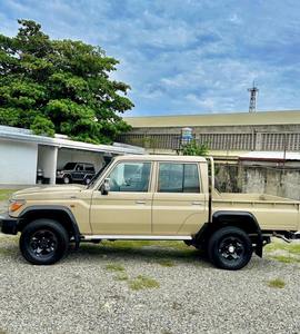 LC79 Double Cabine 4x4 Pick-up 2024 4.1-6L Transmission Automatique Toit Ouvrant Panoramique Phares à LED 1-25k - Product Image 6