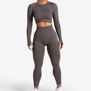 Conjuntos de entrenamiento para mujer de talla grande al por mayor para entrenamiento/servicio OEM conjuntos de fitness de algodón 100% de material de mejor calidad para mujer - Product Image 1