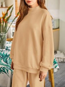 Conjunto de chándal para mujer al por mayor, Top corto, chándal de dos piezas Essentials, ropa deportiva con capucha, chándal con capucha para mujer - Product Image 3