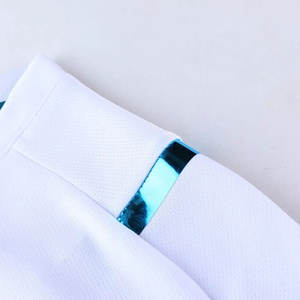 Ensemble d'uniformes de football pour hommes personnalisés 100% polyester, respirant, anti-UV, confortable, maillots et shorts de football, nom de l'équipe, logo personnalisé - Product Image 2