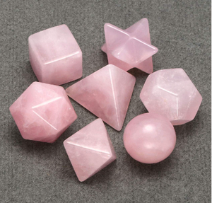 Bộ Luân Xa Rắn Hình Học Chữa Bệnh Thạch Anh Hồng Bộ 7 Hình Dạng Khác Nhau Với Một Túi Nhung - Product Image 3