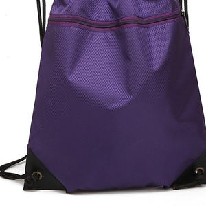กระเป๋าเป้สะพายหลังเชือกโพลีเอสเตอร์แบบกำหนดเองกระเป๋าใส่เล่นกีฬาแบบลำลองและกันน้ำ - Product Image 4
