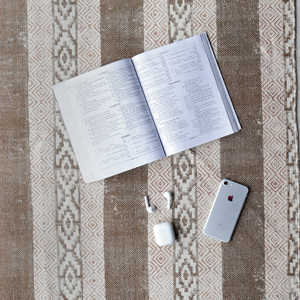 Diseñador 100% alfombras marrones hechas a mano y alfombras bordadas Chahtai ocasiones especiales alfombras decorativas patrón de sombra para decoración de coche - Product Image 2