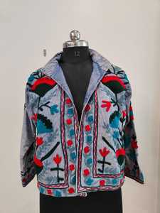 Veste bohème exclusive pour femmes, manteau brodé à la main en coton et tissu TNT, design SALT - Product Image 3