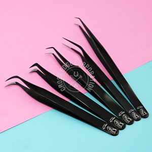 Pince à cils personnalisée à pointe en fibre, 90 degrés, 14 cm, avec embout isolant courbé et design à prise souple - Product Image 2