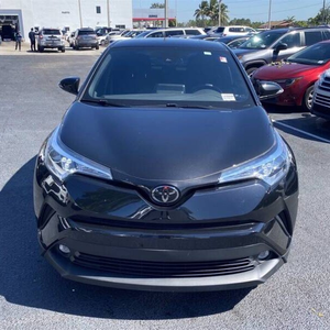 Toyota CHR Blanco con Motor Turbo FWD y Asientos de Cuero - Product Image 1