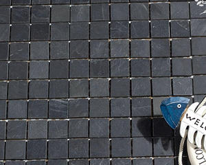 Carreaux de mosaïque carrés en <span class=keywords><strong>ardoise</strong></span> noire mate - Carreaux muraux en pierre naturelle écologiques et durables <span class=keywords><strong>pour</strong></span> cuisines et patios extérieurs - Product Image 6