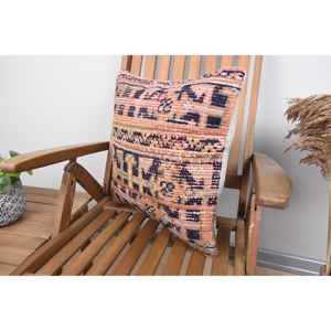 Alfombra de lana Kilim Vintage Bohemia, almohada decorativa Beige de 18x18 pulgadas, técnica tejida - Product Image 3