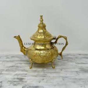 Tetera de latón de nuevo aspecto de diseño exclusivo para una lujosa experiencia de té con una construcción duradera y un atractivo estético atemporal - Product Image 2