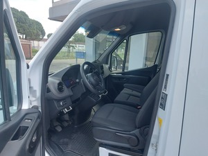 NUOVISSIMO MERCEDES-BENZ SPRINTER 315 PROLONG VAN LUXURY COACH 2024 DISPONIBILE, EURO 6 DIESEL 190CV TRASMISSIONE AUTOMATICA - Product Image 5