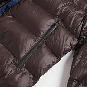 Pakistan Manufacture Hooded Canvas Bubble Men's Puffer Jacket Latest Design Shinny <b>Material</b> High Quality Customizable Front - Product Image 4