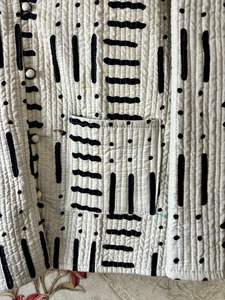 Chaqueta acolchada corta para mujer con acabado Kantha de algodón Reversible hecha a mano más vendida, ropa de otoño e invierno - Product Image 4