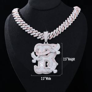 Pendentif Hip Hop personnalisé en or rose avec diamant Moissanite certifié IGI VVS pour homme - Product Image 1