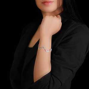 สร้อยข้อมือแฟชั่นรูปใบไม้สีเงินทอหรูหราเครื่องประดับลวดลายที่ซับซ้อนสำหรับผู้หญิงเครื่องประดับที่มีสไตล์ของขวัญที่สมบูรณ์แบบสำหรับงานแต่งงาน - Product Image 2