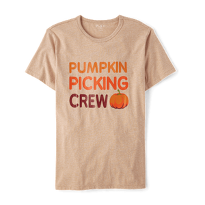 T-shirt graphique pour femme adulte assorti pour la famille Pumpkin Picking Crew-Tan - Product Image 2