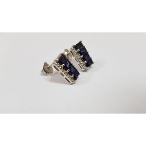 Pendientes de tuerca de iolita natural para mujer en plata de ley 925 con oro de 14K y diamante geométrico en forma de tornillo como piedra principal Shah Gems - Product Image 1