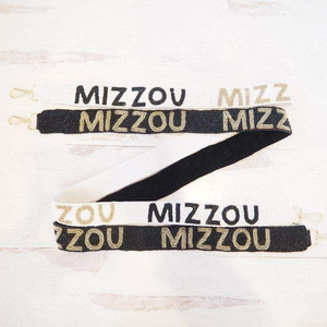 Sac à main unique en coton perlé noir et blanc de style bohème MIZZOU avec bandoulière, chaîne pour filles, design étoile par AFZA ENTERPRISES - Product Image 1