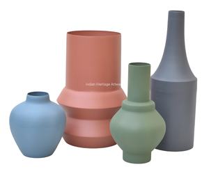 Jarrón de Hierro de Diseño Costero Moderno para Decoración del Hogar y Eventos de Boda - Marca IHA Modelo IHA24022 Lugar de Origen IN;34648 Venta al por Mayor - Product Image 2