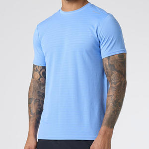 Ensemble de sport respirant 2 pièces pour homme : short de course et t-shirt en coton tricoté, idéal pour l'entraînement estival - Product Image 3