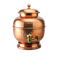 Distributeur de réservoir d'eau en cuivre personnalisé Pot distributeur d'eau professionnel de tailles moyennes Pot en cuivre au design martelé