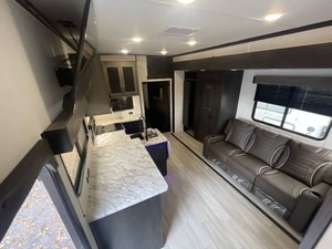 Forest River Wolf Pack 365PACK15.5 d'occasion en bon état à vendre - Product Image 3