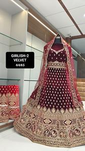 La mayoría de la venta de ropa y accesorios Lehenga Choli con bordado pesado para el suministro mundial de la India - Product Image 3